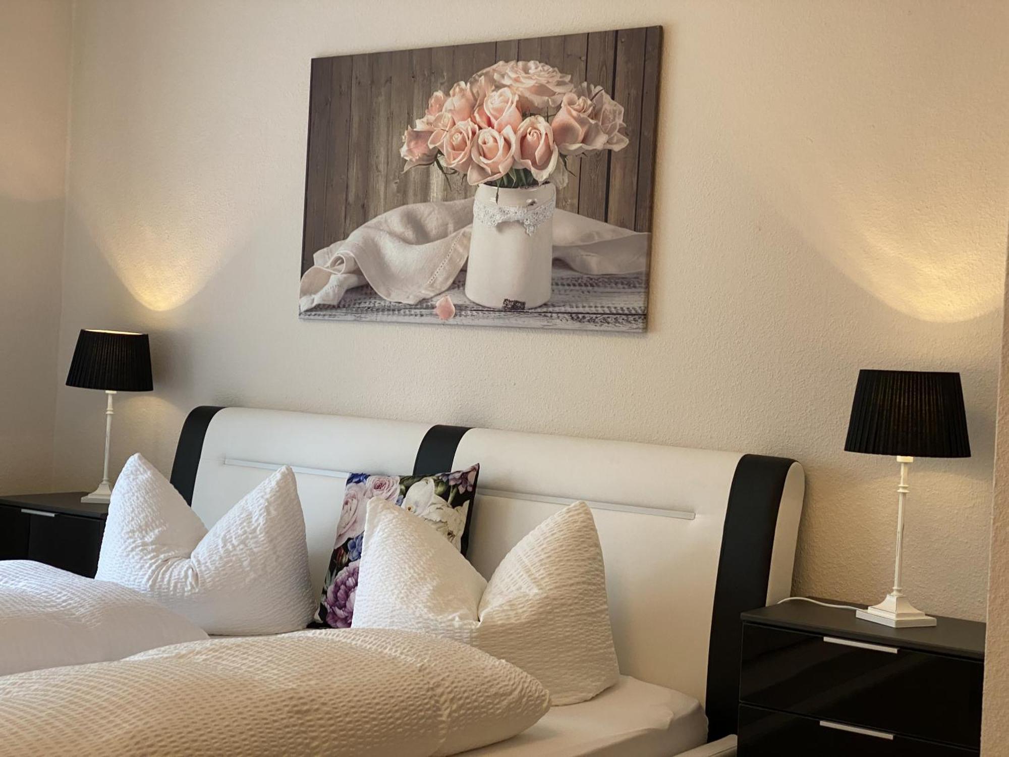Apartments Und Zimmer Gaestehaus Matthias Dresden Room photo